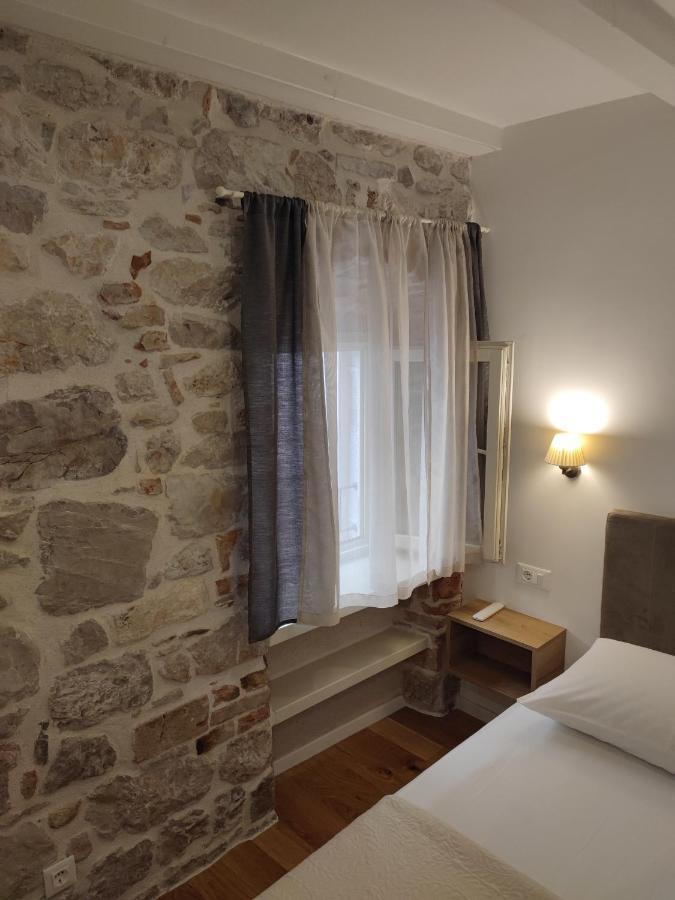 S-Rooms Šibenik Eksteriør billede